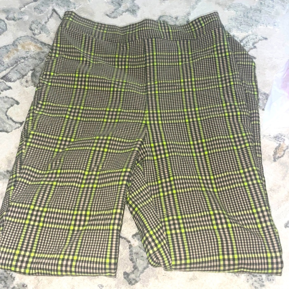 i am selling those plaid plants from urban outfitters
